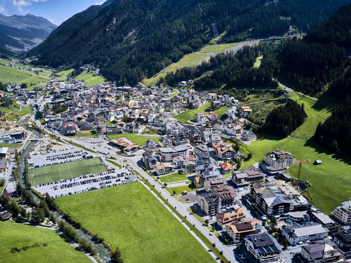 Apartment In Ischgl At The Ski Bus Stop Exterior foto